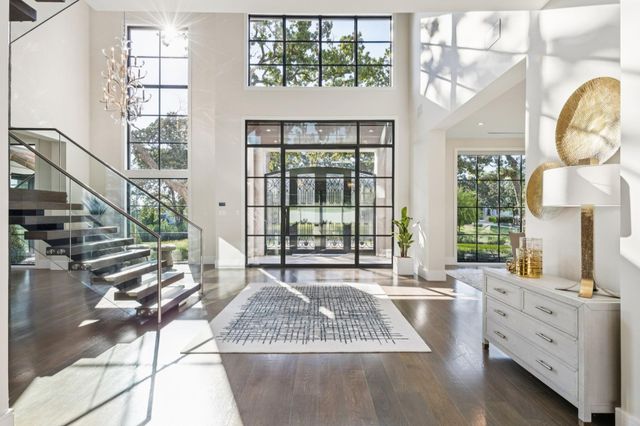 1609 Meandering Way Drive, Westlake, TX 76262