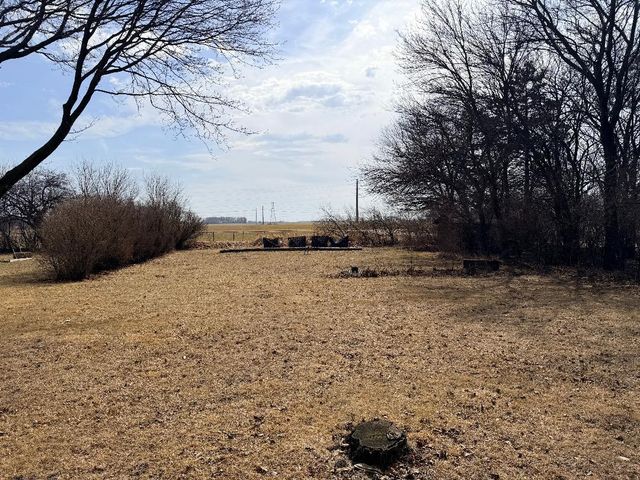 815 W Walnut Street, Oglesby, IL 61348