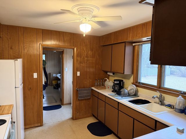 815 W Walnut Street, Oglesby, IL 61348