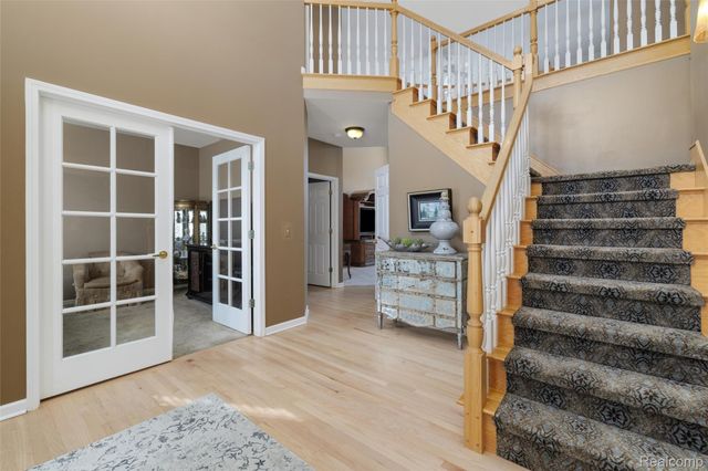 55453 Macintosh Court, Shelby Charter Township, MI 48316