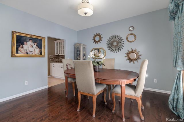 55453 Macintosh Court, Shelby Charter Township, MI 48316