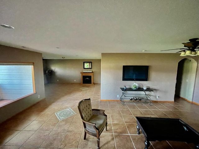 3125 N Ridge Port St, Wichita, KS 67205