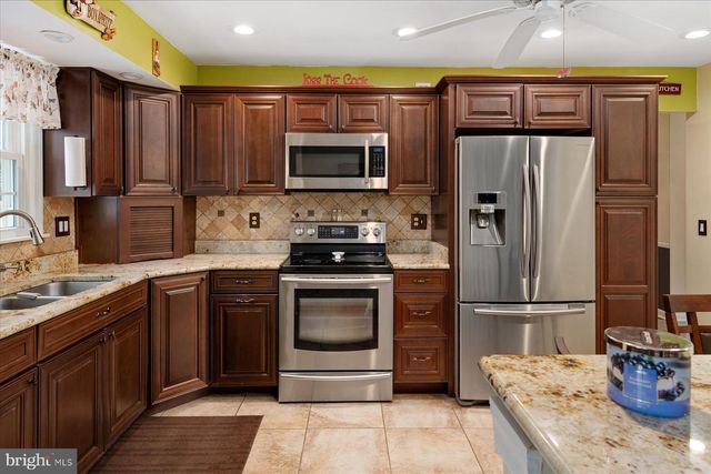 803 KARYLOU CIR, Kingsville, MD 21087