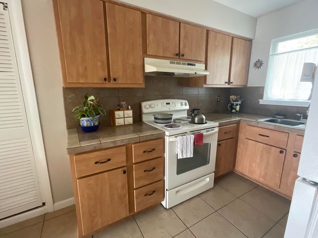 605 Sandler Drive NE, Albuquerque, NM 87123