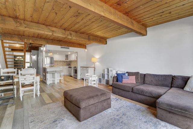 4801 NW 2nd Avenue 101, Boca Raton, FL 33431