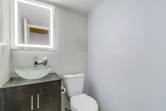 4801 NW 2nd Avenue 101, Boca Raton, FL 33431