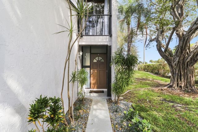 4801 NW 2nd Avenue 101, Boca Raton, FL 33431