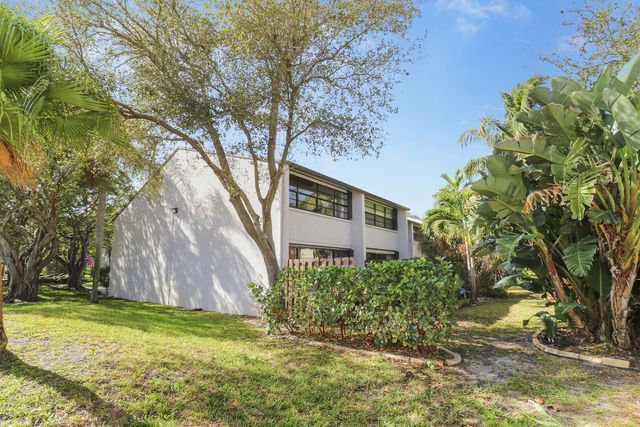 4801 NW 2nd Avenue 101, Boca Raton, FL 33431