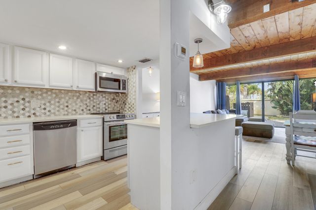 4801 NW 2nd Avenue 101, Boca Raton, FL 33431