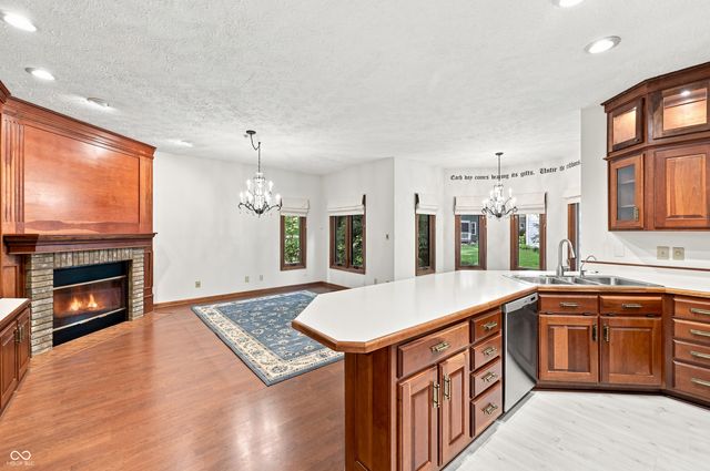 4962 Fieldstone Trail, Indianapolis, IN 46254