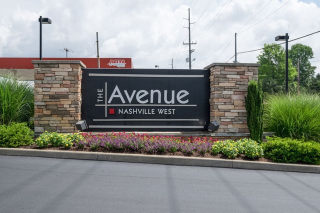 6680 Charlotte Pike Apt D13, Nashville, TN 37209