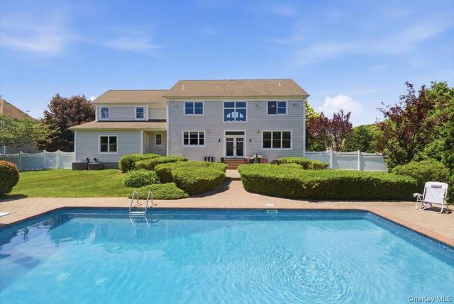 2 Mercedes Court, Patchogue, NY 11772
