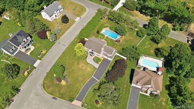 2 Mercedes Court, Patchogue, NY 11772