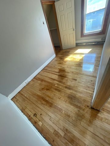 212 South St, Athol, MA 01331