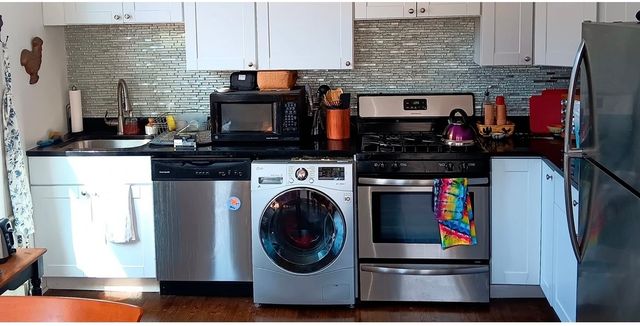 856 W George Street 2, Chicago, IL 60657