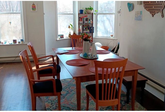 856 W George Street 2, Chicago, IL 60657