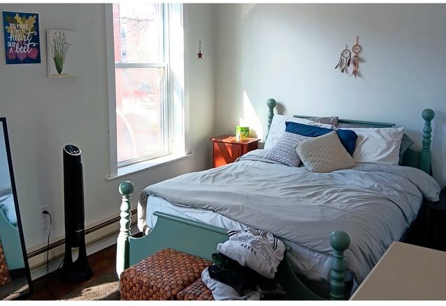 856 W George Street 2, Chicago, IL 60657