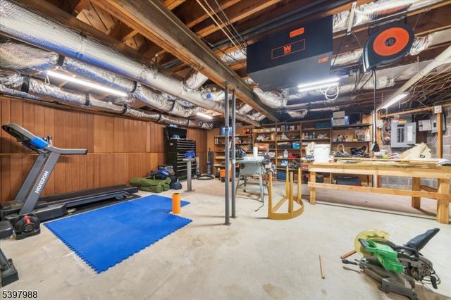 10 Belvidere Ave, Clinton Twp., NJ 08809