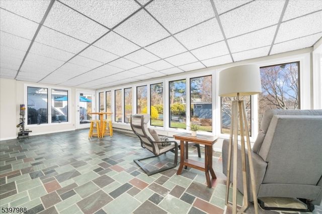 10 Belvidere Ave, Clinton Twp., NJ 08809