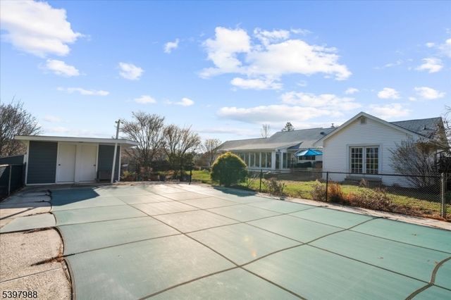 10 Belvidere Ave, Clinton Twp., NJ 08809