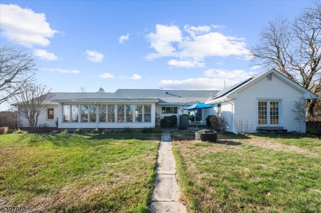 10 Belvidere Ave, Clinton Twp., NJ 08809