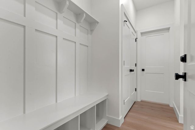 2237 E PARKSIDE CIR, South Ogden, UT 84403