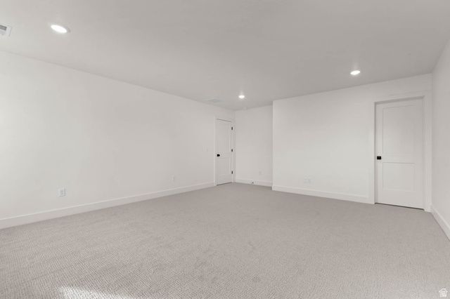 2237 E PARKSIDE CIR, South Ogden, UT 84403