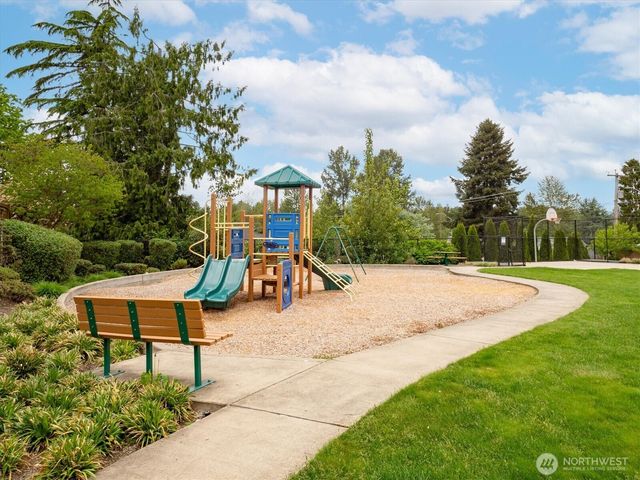 27107 123rd Place SE, Kent, WA 98030