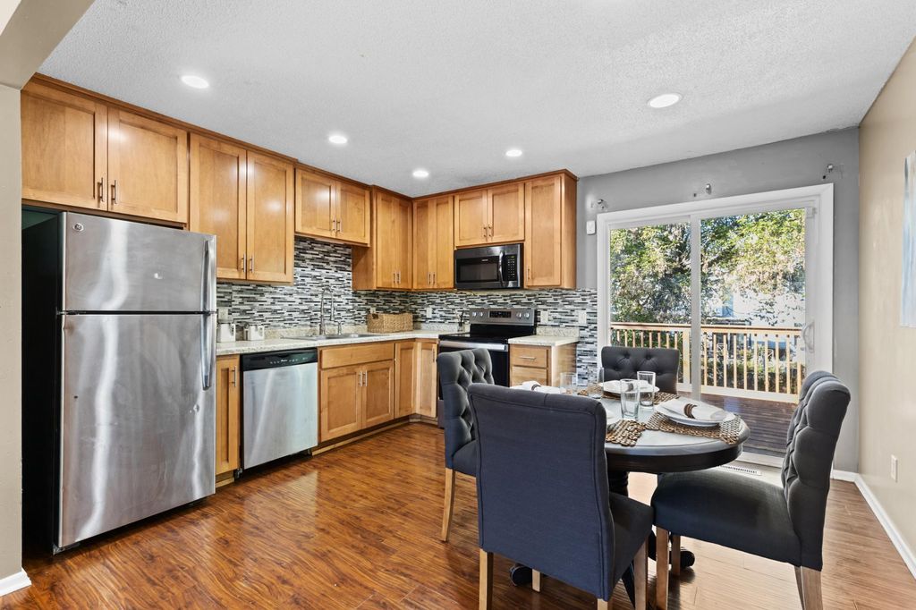 7515 Brunswick Avenue N, Brooklyn Park, MN 55443 — photo 5