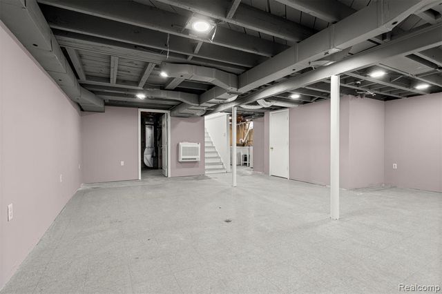 15705 Champaign Road, Allen Park, MI 48101