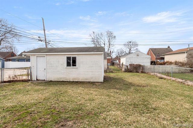 15705 Champaign Road, Allen Park, MI 48101