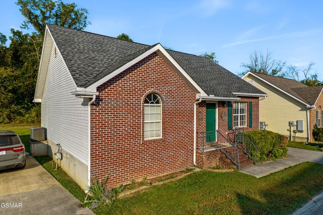 322 Creekwalk Boulevard, Pigeon Forge, TN 37863
