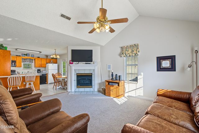322 Creekwalk Boulevard, Pigeon Forge, TN 37863