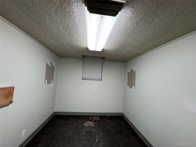 2021 Monroe Street 204-206, Dearborn, MI 48124