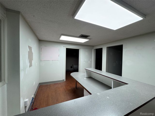 2021 Monroe Street 204-206, Dearborn, MI 48124
