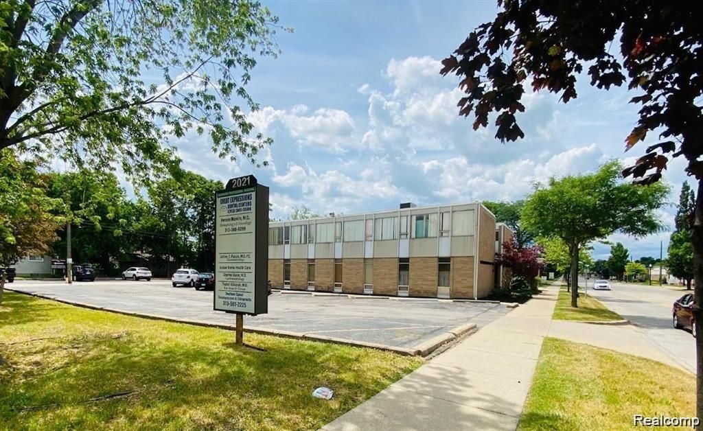 2021 Monroe Street 204-206, Dearborn, MI 48124