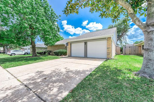 13407 Wells River Drive, Houston, TX 77041