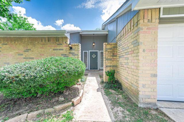 13407 Wells River Drive, Houston, TX 77041