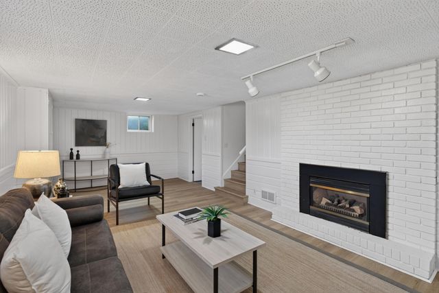 6339 Washburn Avenue S, Richfield, MN 55423