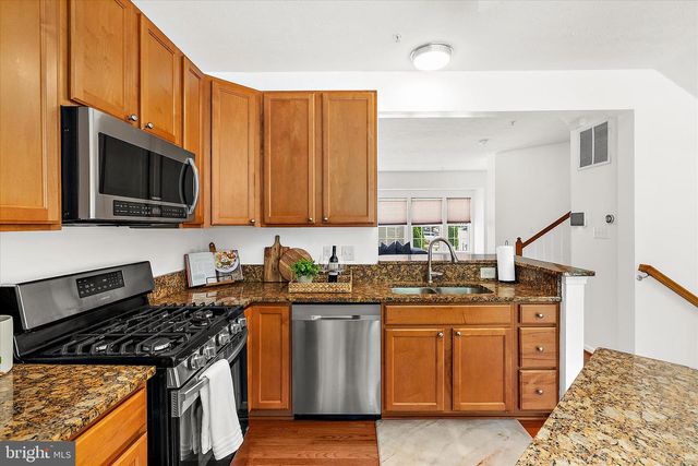 7214 MOCKINGBIRD CIR, Glen Burnie, MD 21060