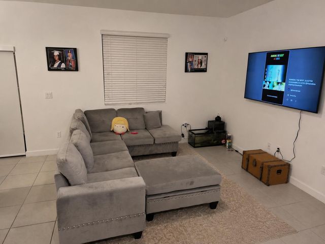 237 SW 159TH Way, Pembroke Pines, FL 33027