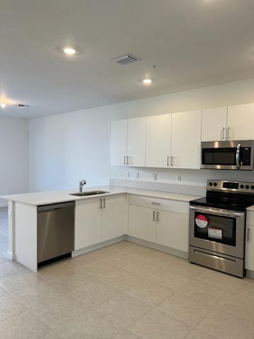 237 SW 159TH Way, Pembroke Pines, FL 33027