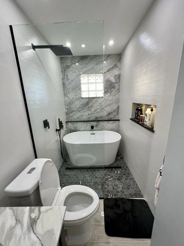 1381 Wyndcliff, Wellington, FL 33414