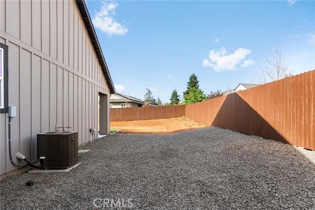 2207 De Mille Road, Paradise, CA 95969