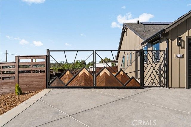 2207 De Mille Road, Paradise, CA 95969