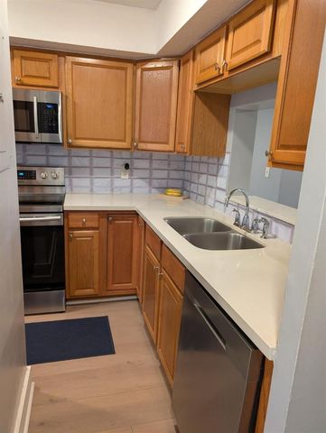 5884 Morningstar Circle 201, Delray Beach, FL 33484