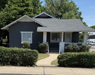 927 Crossland Ave, Clarksville, TN 37040