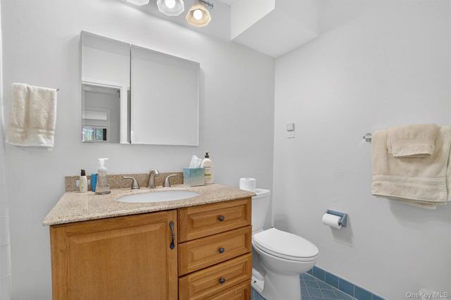 15 Stewart Place 7H, White Plains, NY 10603