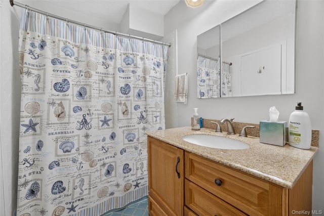 15 Stewart Place 7H, White Plains, NY 10603