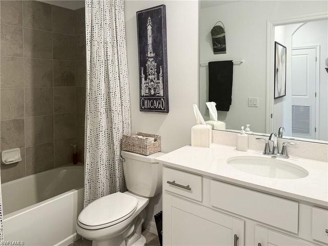 5651 Double Eagle CIR 4323, Ave Maria, FL 34142